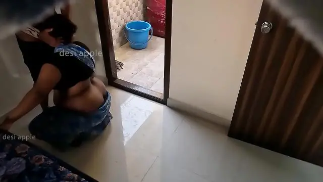 Maid Sridevi’s Black Cock Blowjob Video